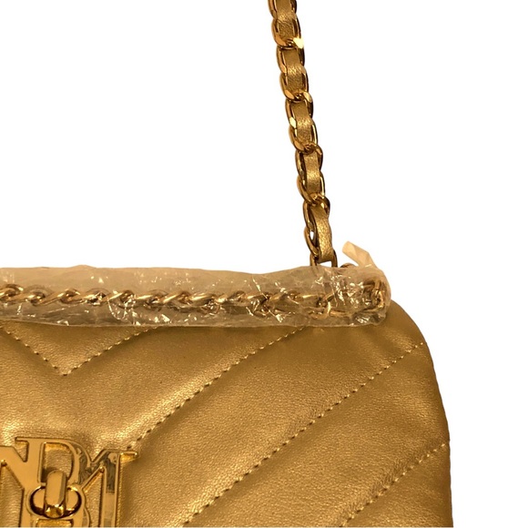 New Badgley Mischka Metallic Quilted Crossbody w Letter Lock Multi-winner HP! - Picture 8 of 15
